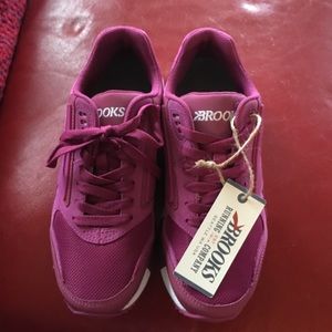 Brand new Brooks Fusion Sneaker